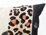 housse coussin girafe leopard carre detail